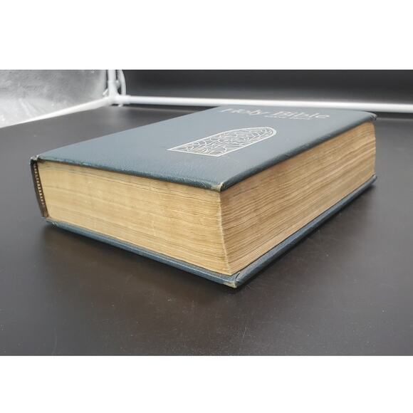 Nelson Regency Holy Bible King James Version GIANT PRINT Red Letter 1976 - Picture 4 of 11